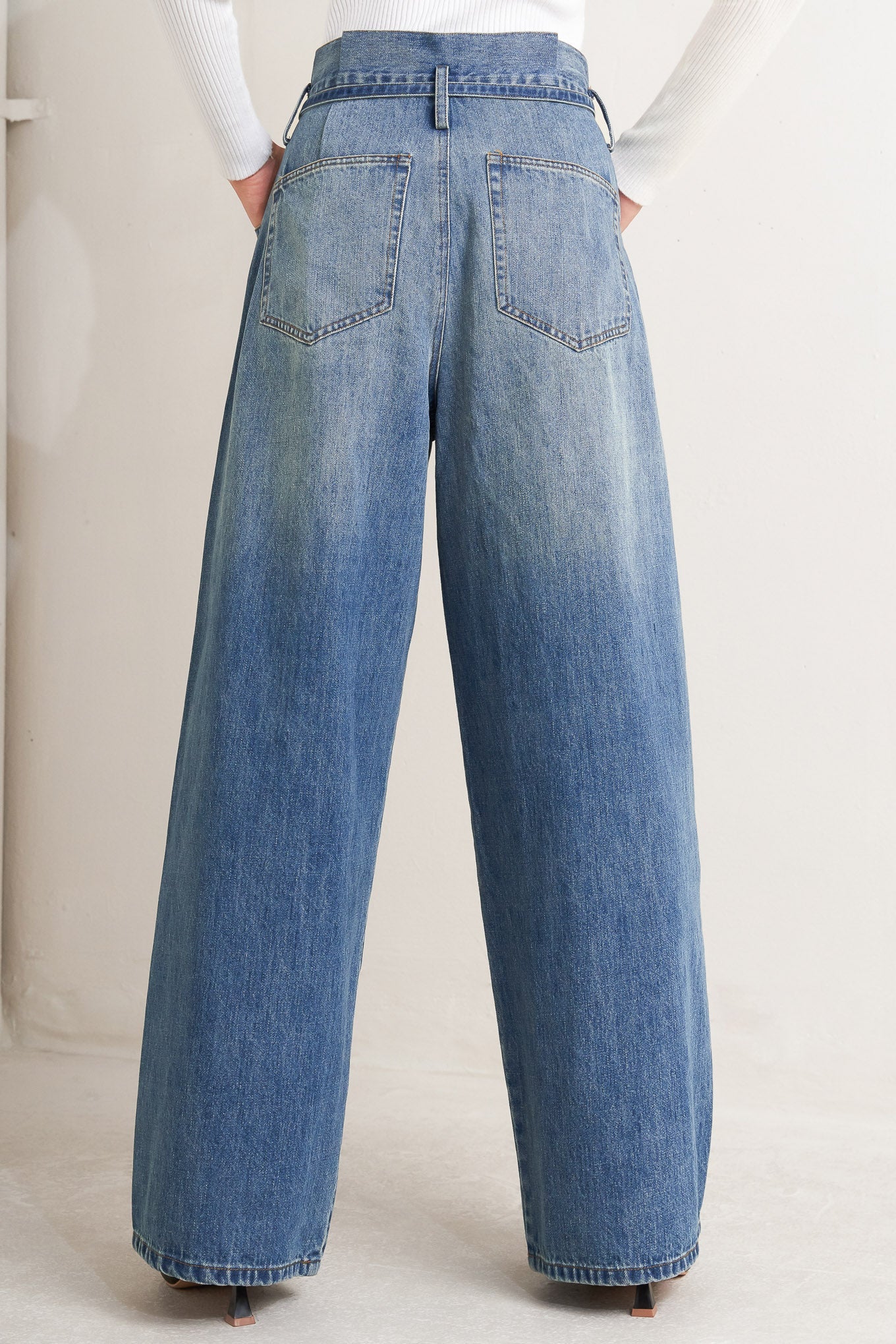 Vintage Balloon Leg Jeans