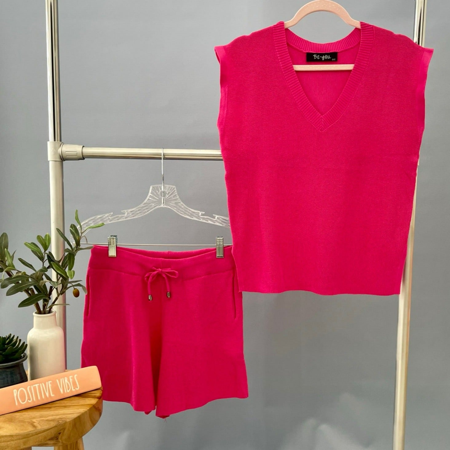 knitted fuchsia top and short set
