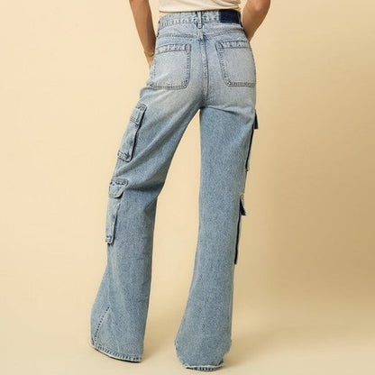 Relaxed Crossover Cargo Jeans