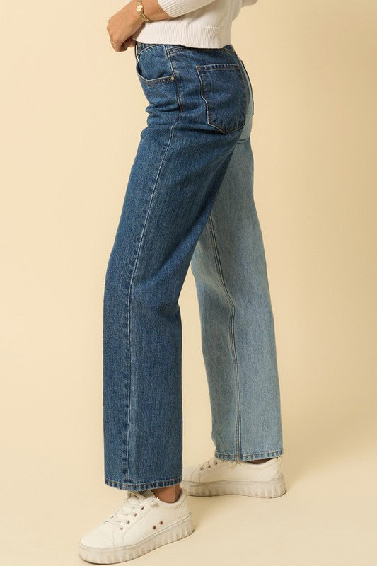 Crossover Straight Jeans