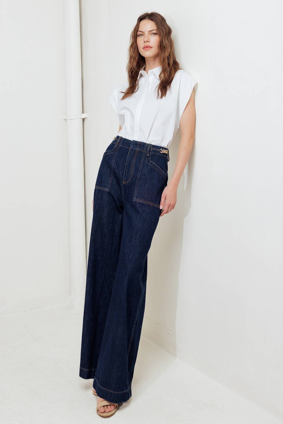 Carpenter Chic Wide-Leg Jeans