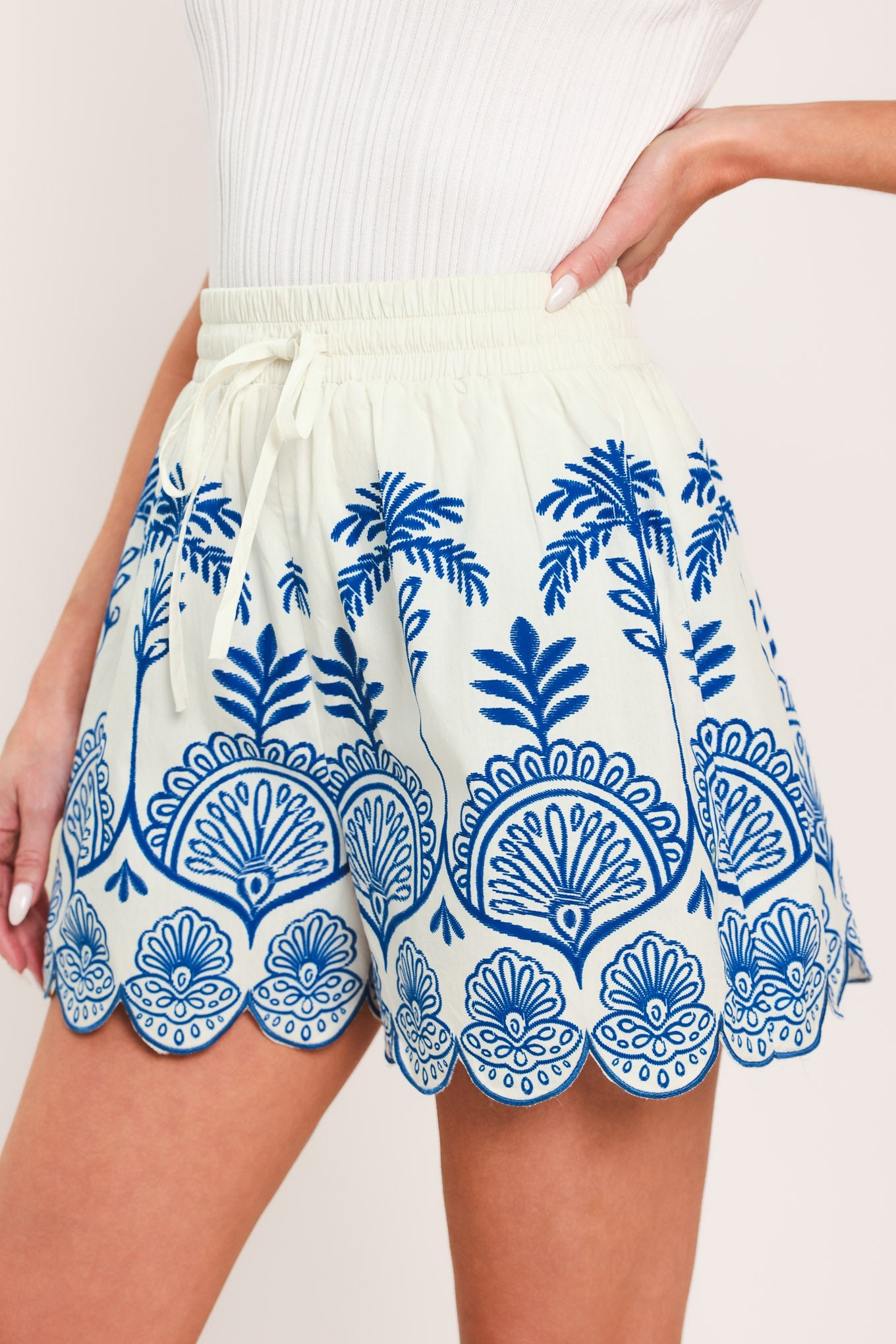 Talavera Scallop Shorts